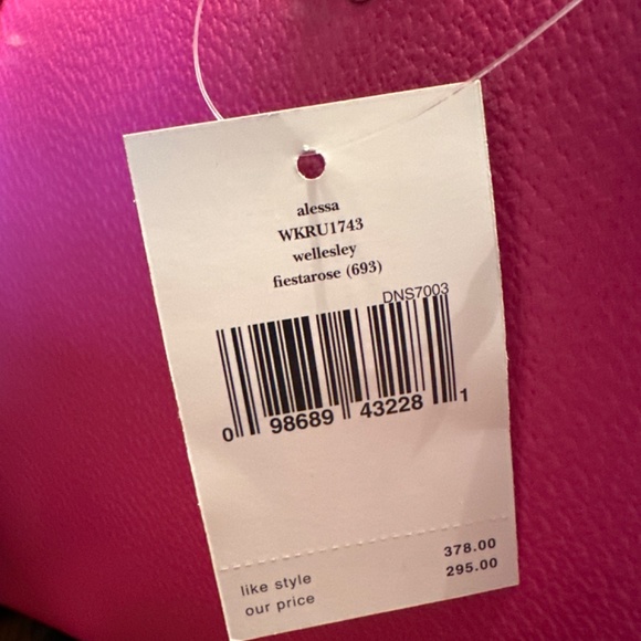 Kate Spade fuchsia purse - Picture 4 of 7